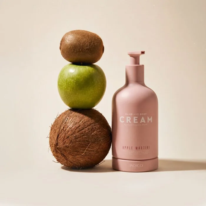 Apple Martini - Moisturizing Hand and Body Cream with Exotic Fruit Scent - 370 ML