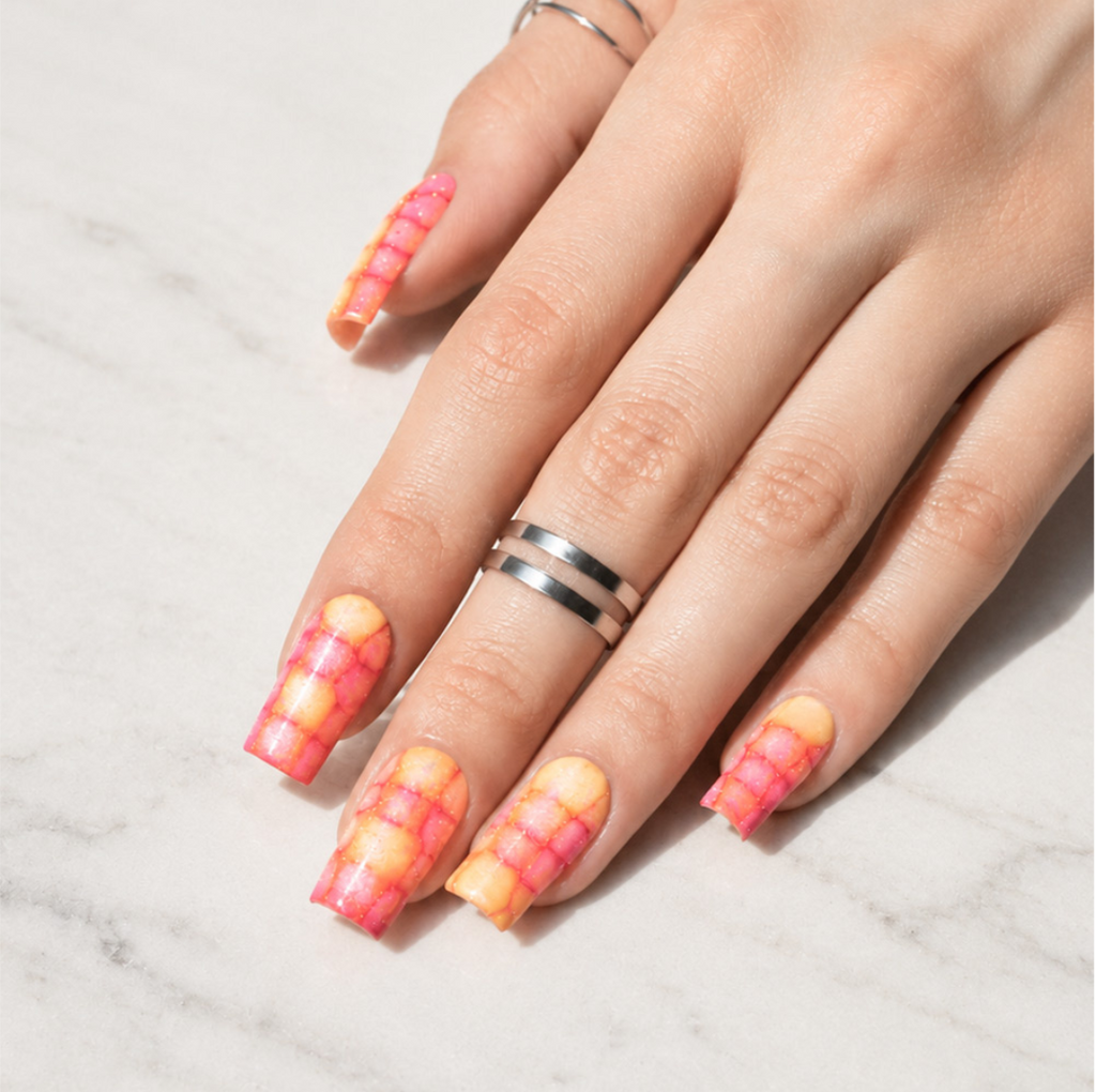 Bloom Base Limited Edition AlleLac HEMA/Di-HEMA Free 7g
